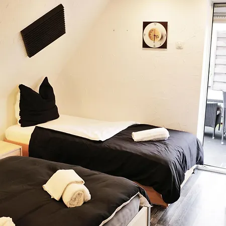 Apartament 2 Mit Kueche Und Terrasse