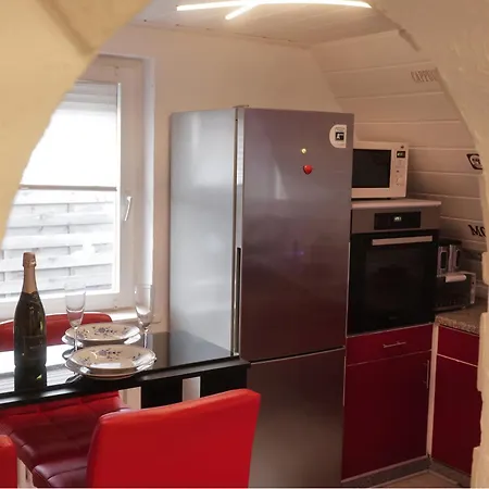 2 Mit Kueche Und Terrasse Apartament